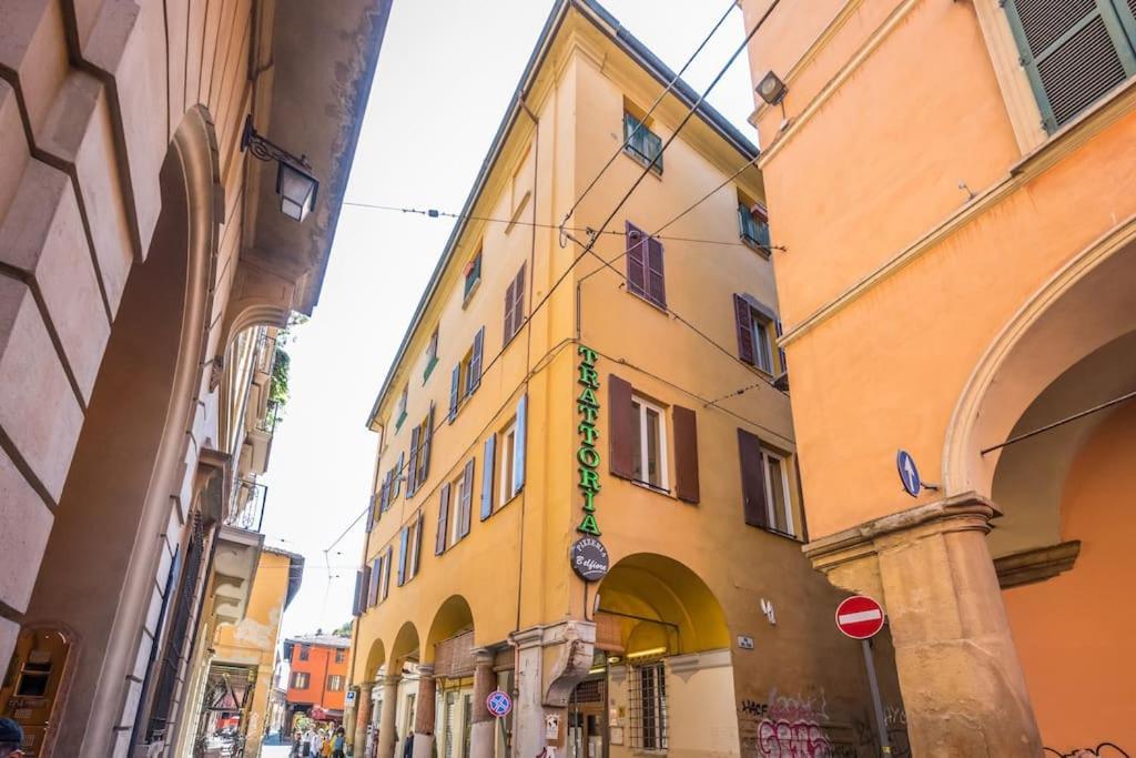 Old Town Via Marsala Apartment Bologna Eksteriør billede