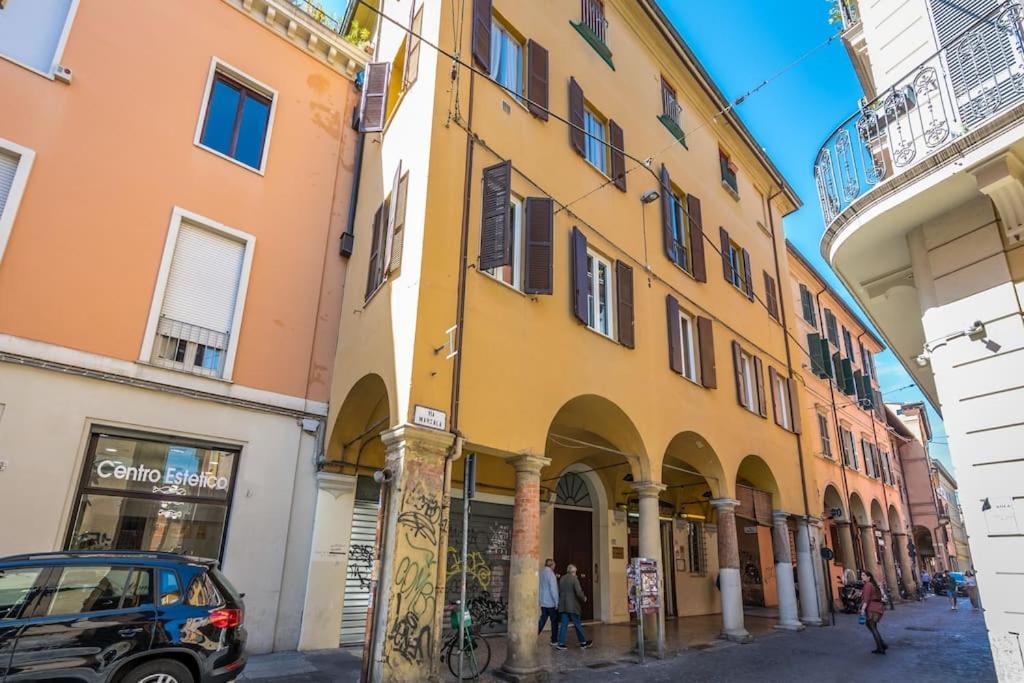 Old Town Via Marsala Apartment Bologna Eksteriør billede